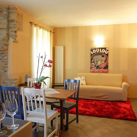 Vigna Dell'acqua Willa Santo Stefano Belbo